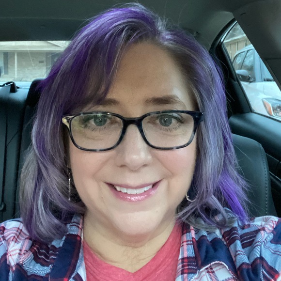 Meet your Posher, Paula - Picture 2 of 10